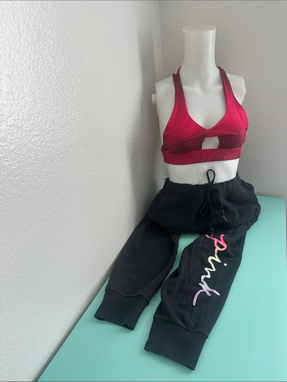 Victoria's Secret PINK Everyday Lounge Skinny Joggers-size Small-used few times